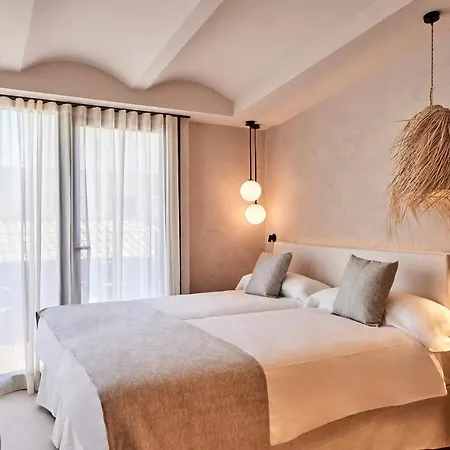 Joe'S Gomila Boutique Hotel-3